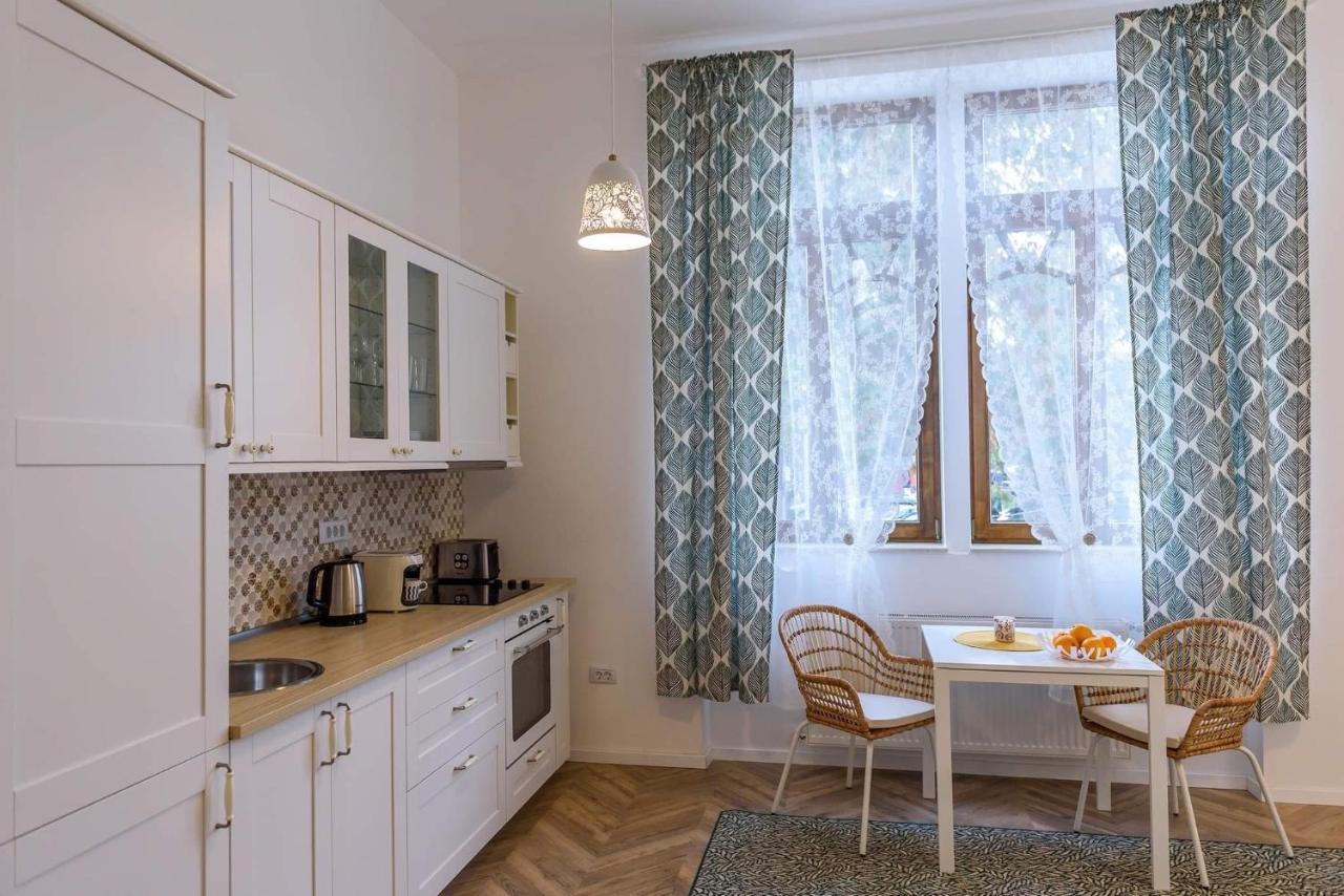 Апартаменты Interbelic Vibe Клуж-Напока Экстерьер фото